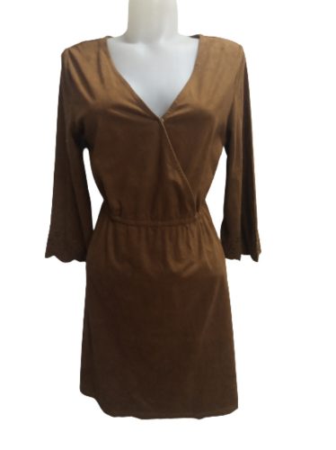 Női L-es barna jelmezruha