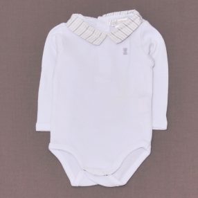 Fehér, galléros hosszú ujjú body (62)