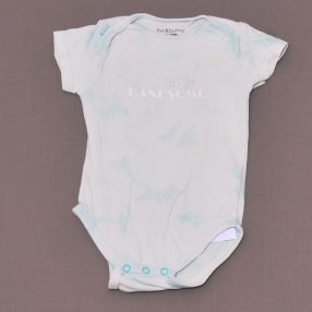 Kék batikolt rövid ujjú body (68)