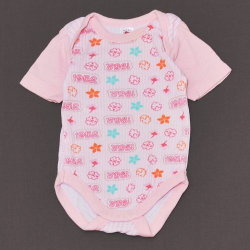 C&A - Rózsaszín, kockás rövid ujjú body (56)
