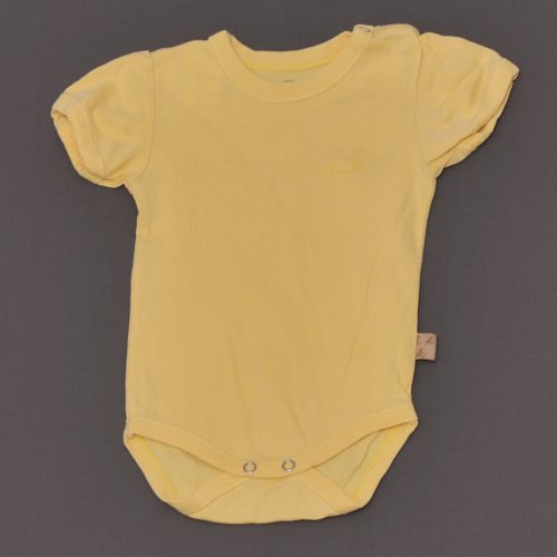 Sárga, macis rövid ujjú body (68)