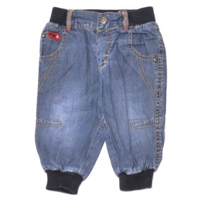 Kék farmernadrág (68)