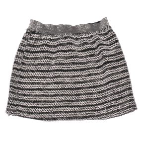 Fekete, fehér szövetszoknya (110)