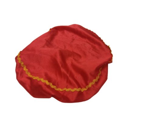 Piros jelmezsapka (pl. udvaronc)