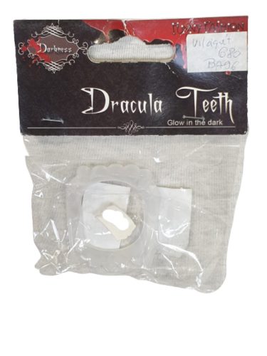 Világító vámpír fog - ÚJ