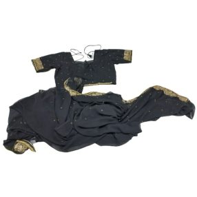 Fekete gyöngyös, díszes arab női jelmez